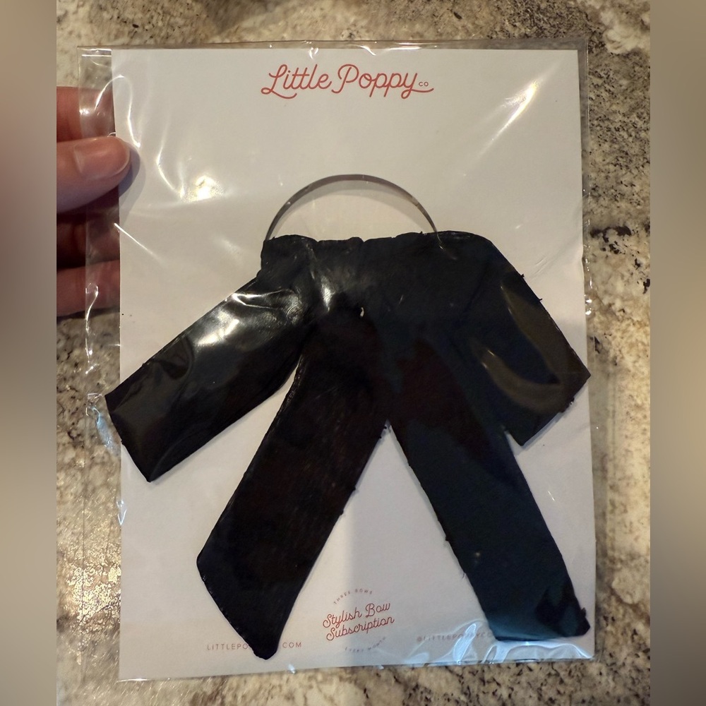 New little poppy co bow scrunchie